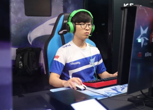 我们可以从 我们可以从