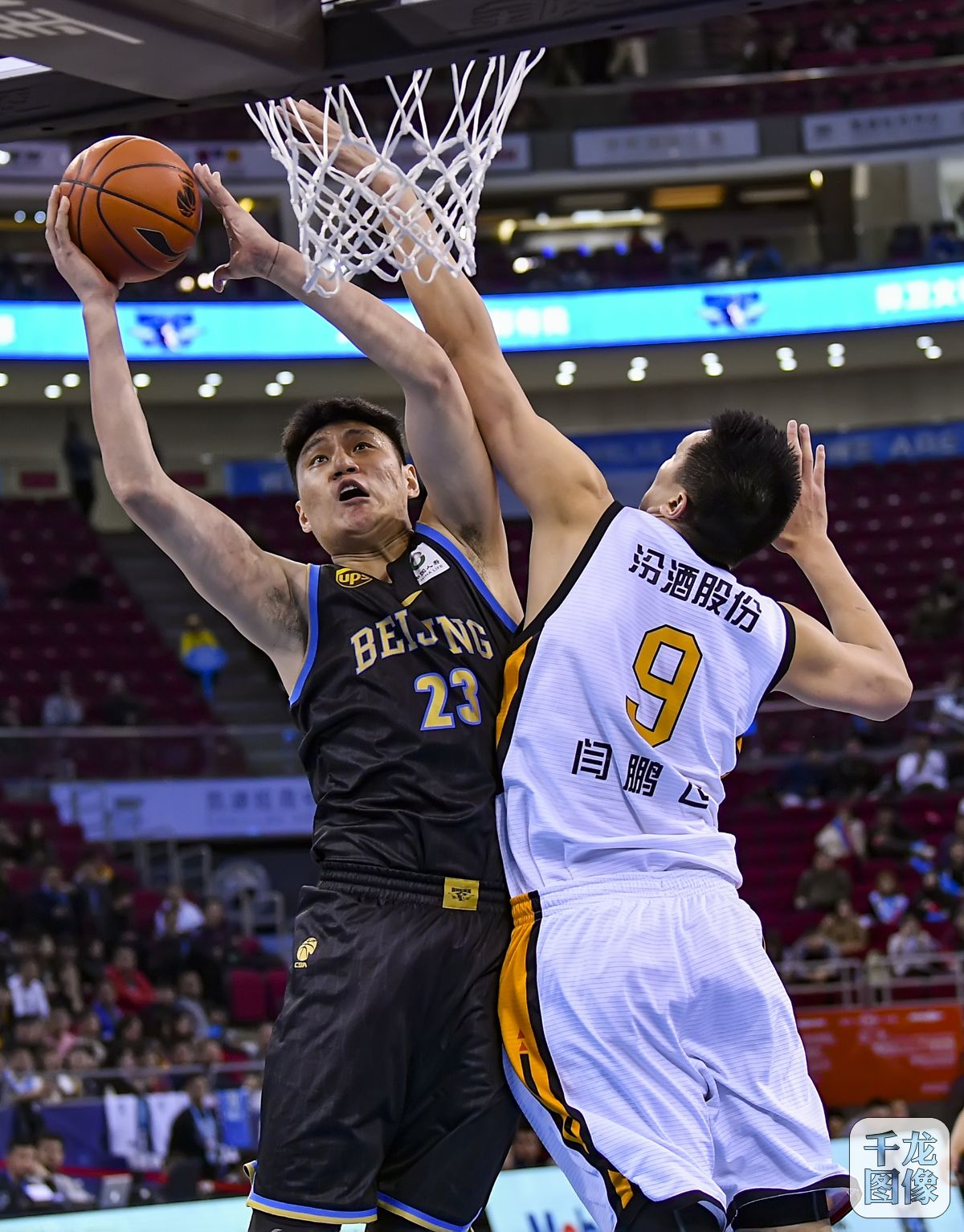 让我们拿本 让我们拿本