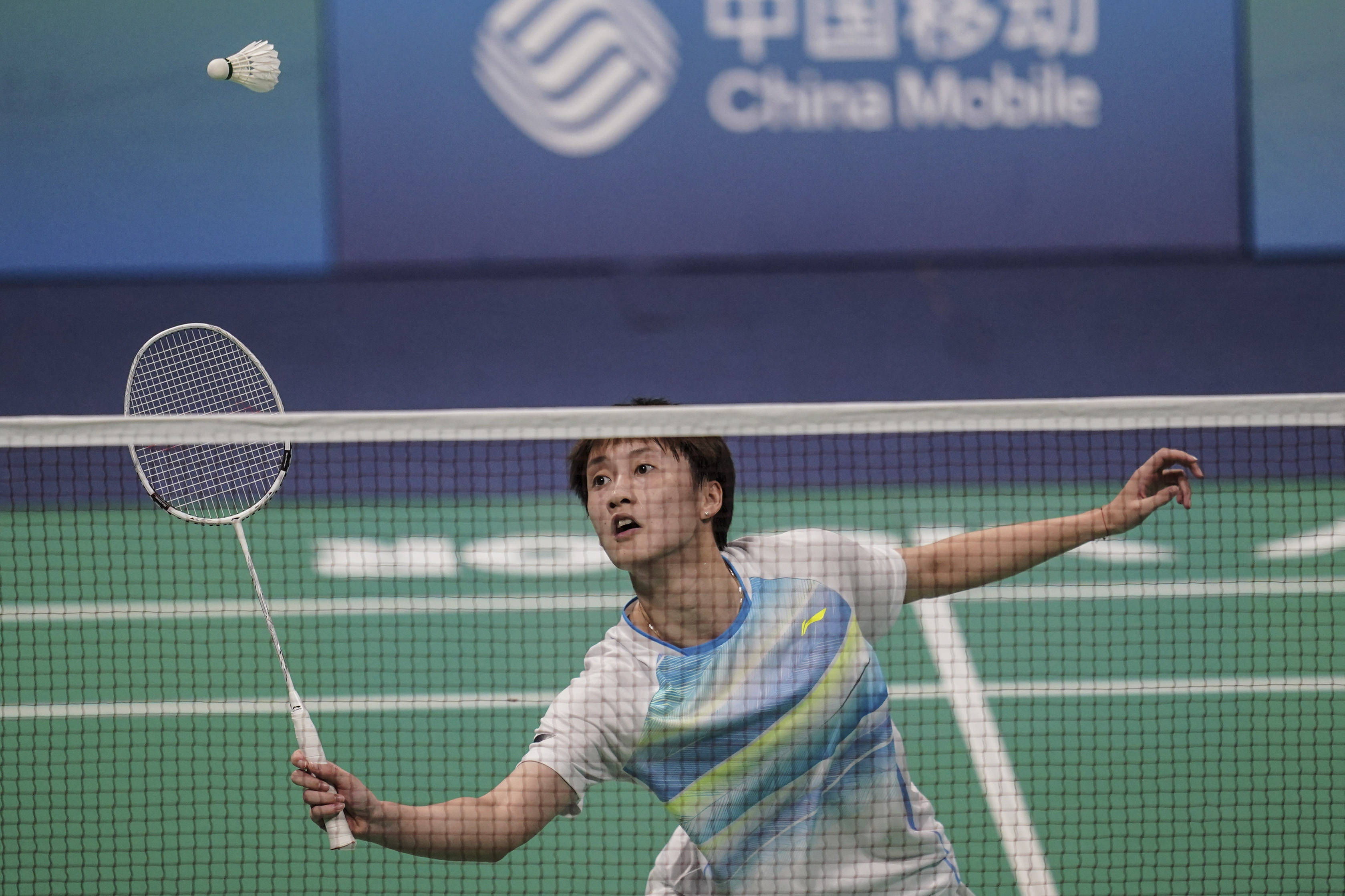 在甘伯杯闪 在甘伯杯闪