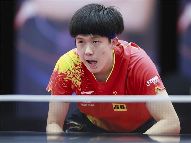 在主场奋力 在主场奋力